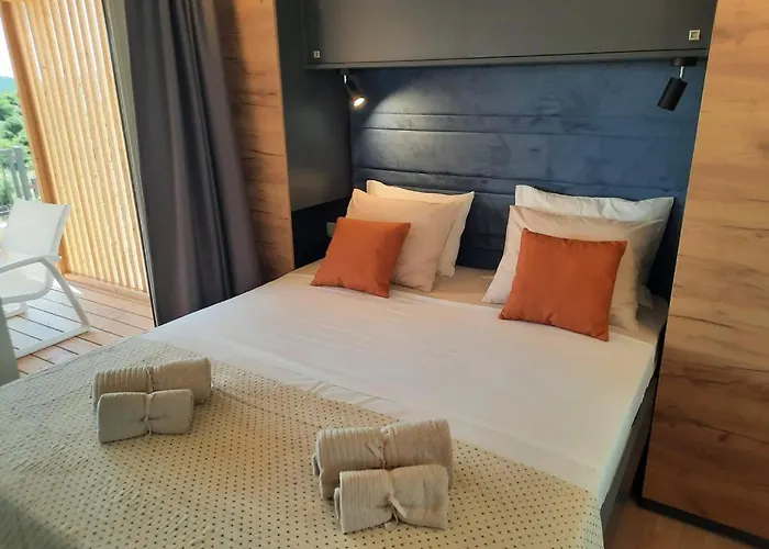 Camp Panorama With Pool