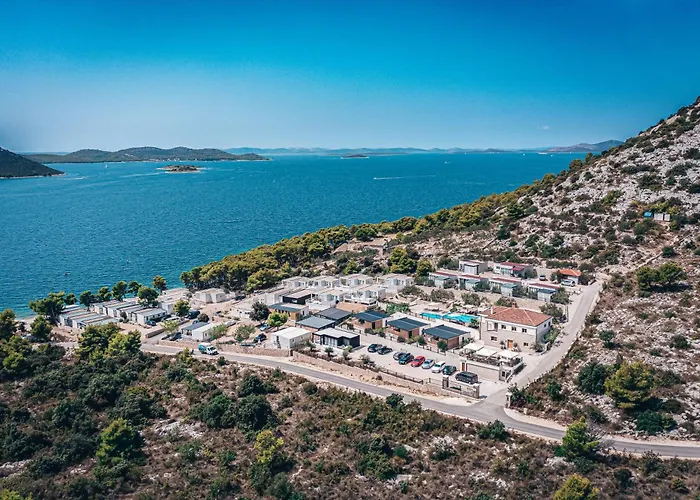 Camp Panorama With Pool Kemp Drage