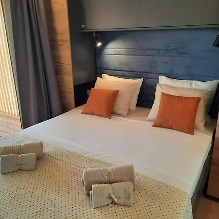 Camp Panorama With Pool